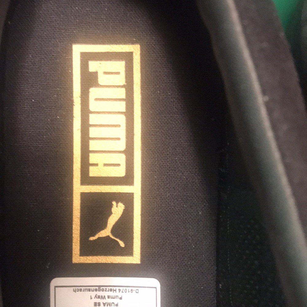 Puma Gold Toe Sneakers - Picture 8 of 9